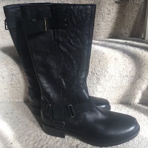 Leather UGG boots size 8.5 — BLACK